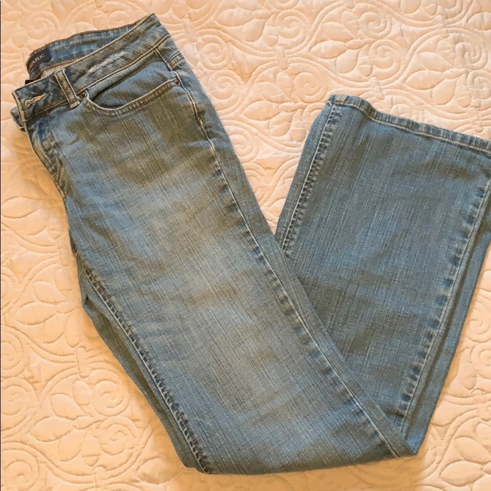 Women’s blue jeans (flare bottom)